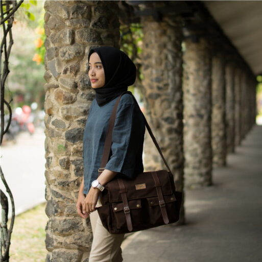 Tas Selempang Messenger Laptop Canvas Pria & Wanita FIREFLY Tas Selempang Messenger Laptop Canvas