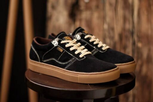 Eastbrook X Cevany Sneakers Gordon