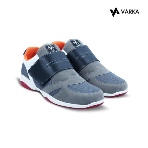 Sepatu Sneakers Slip on Pria Terbaru V 141