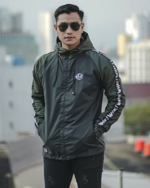 Jaket Parasut Outdoor Running Raglan Pria Original KMO Taslan Mayer