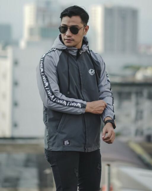 Jaket Parasut Outdoor Running Raglan Pria Original KMO Taslan Mayer