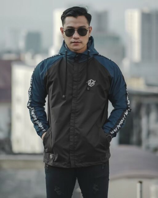 Jaket Parasut Outdoor Running Raglan Pria Original KMO Taslan Mayer