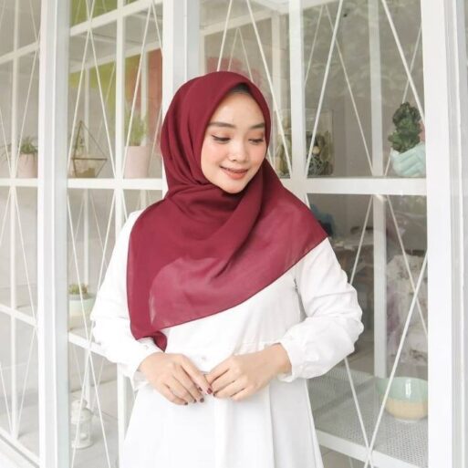 Wardana Hijab Segiempat Polos All size